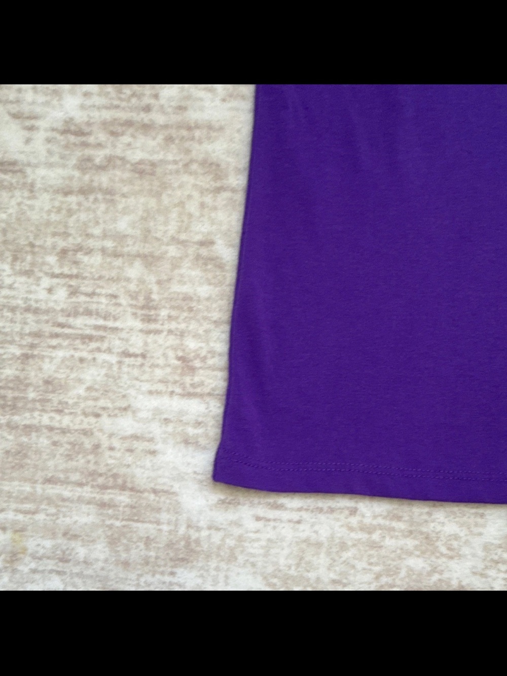Disney Halloween “Just a Bunch of Hocus Pocus” Purple Graphic T-Shirt Medium - Picture 3 of 5